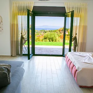 Ethereal Hilltop Suites Ξενοδοχείο με διαμερίσματα