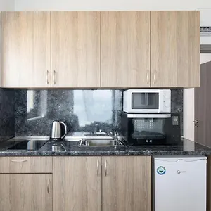 https://dodos-luxury-seaview-studios.hotels-of-thessaloniki.com